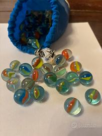 Palline in vetro per collezionisti.