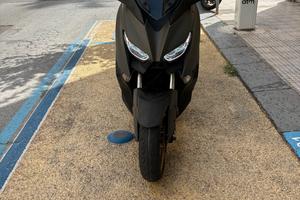 Yamaha X-Max 400 TECH MAX anno 2020