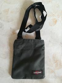 Borsa a tracolla Eastpak