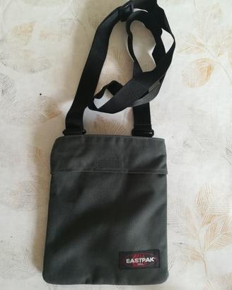 Borsa a tracolla Eastpak