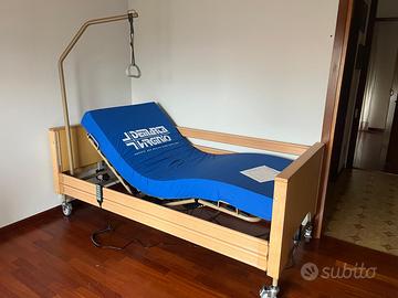 Letto sanitario elettrico + materasso antidecubito