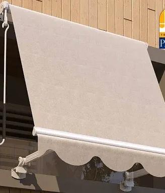 Tende da sole a caduta con cassonetto e braccetti