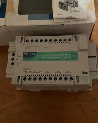 Plc marca IDEC FC1A-C2A4