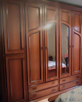 Camera da letto completa in noce nazionale