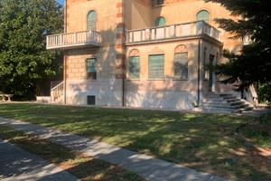 Villa storica con terreno edificabile