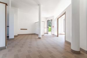 MOZZATE - LOCALE COMMERCIALE IN BUONA POSIZIONE