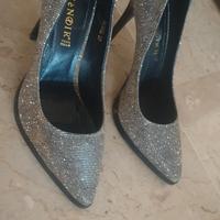 Scarpa Dècolletè con tacco Cafenoir Argento 