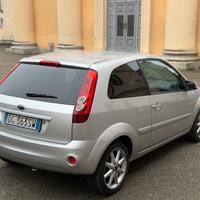 Ford Fiesta 1.4tdci 3p diesel 2007 ok neopatentato