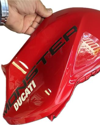 carene  serbatoio per Ducati monster 937 originale