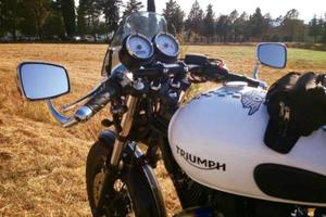 Triumph Thruxton 900 ACE Cafè