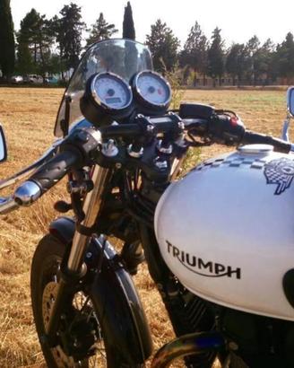 Triumph Thruxton 900 ACE Cafè