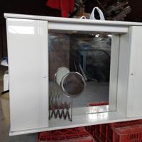 mobiletto specchio bagno