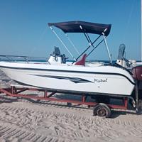 Barca Mistral Sfera 5.5 metri 40/70 yamaha