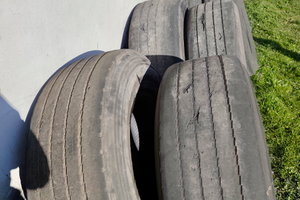 Gommoni 385/65r22.5