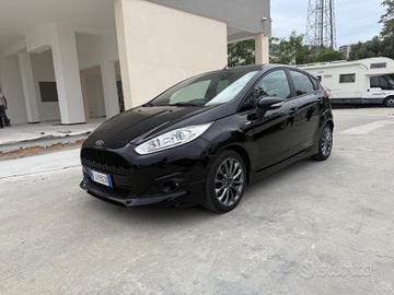 Ford Fiesta 1.5 TDCi 5 porte ST-Line