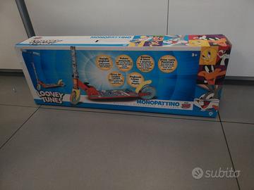 Looney Tunes: Monopattino