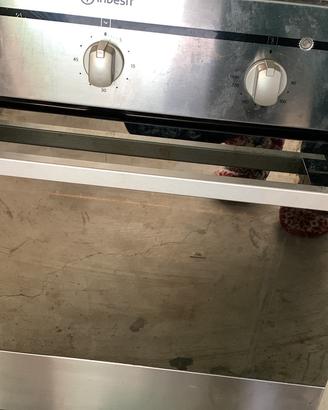 FORNO INDESIT - come nuovo