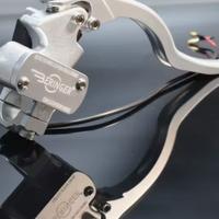 Pompa freno universale per moto