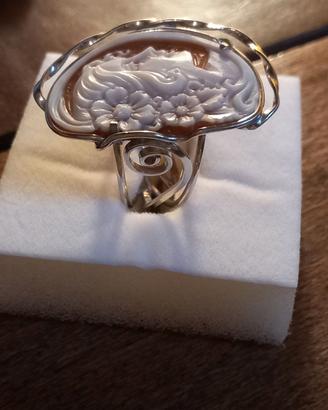 Anello cammeo inciso ,montatura argento
