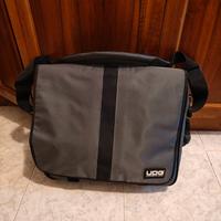 UDG Courier Bag Deluxe 17"