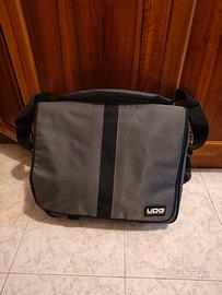 UDG Courier Bag Deluxe 17"