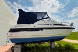 MONTEREY 256 – VOLVO PENTA 5.7 GSL – € 24.900