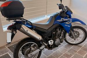 Stupenda Yamaha 660R