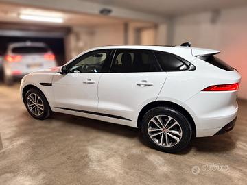 JAGUAR F-PACE 2.0 D 180 CV R-SPORT BLACK PACK