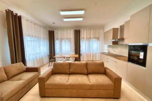 Stanza con bagno in camera