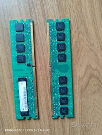 2 banchi RAM Infineon 