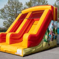 Scivolo Gonfiabile - Circo Colorato