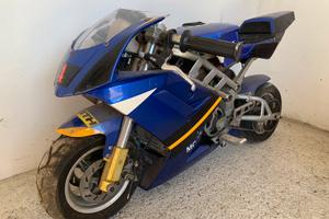 Minimoto raffreddata a liquido Blata replica