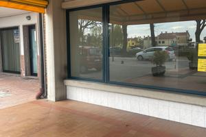 Immobile commerciale