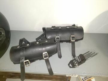 Barilotti in pelle per moto custom