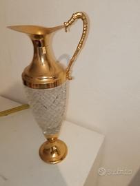 Brocca in cristallo e metallo