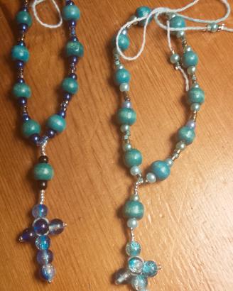 Bracciale blu handmade con croce