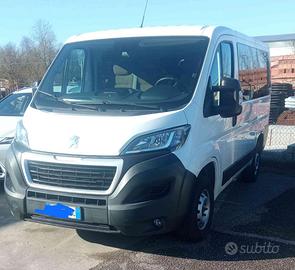 PEUGEOT Boxer 330 BlueHDi 140 S&S PC-TN Combi Pr