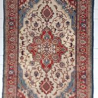 tappeto caucasico vecchio