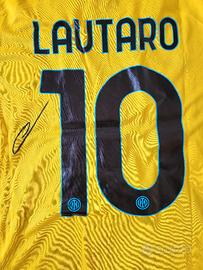 Maglia Inter Lautaro Martinez autografata 