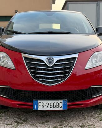 Lancia Ypsilon 0.9 TwinAir 85 CV 5 porte S&S Gold 