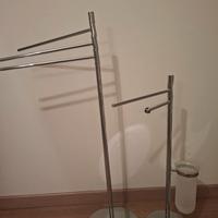 portasciugamani e carta igienica