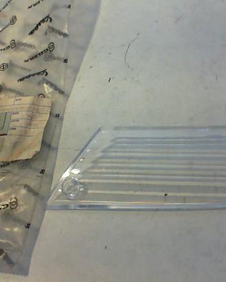 TRASPARENTE FRECCIA POSTERIORE ZIP PIAGGIO 581315 
