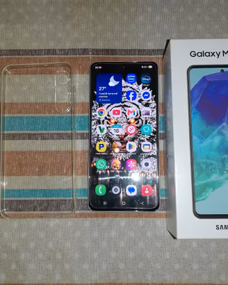 smartphone Samsung m55 pari a nuovo 