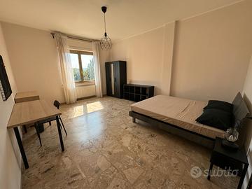 Stanza Singola con Letto Matrimoniale