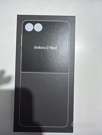SAMSUNG Z FLIP 8 - NUOVO SIGILLATO