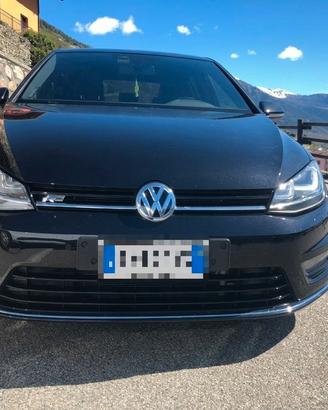  Golf VII 2.0 TDI R-Line 4Motion - UNICA in Italia