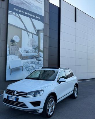 Volkswagen Touareg 3.0 TDI 204 CV tiptronic BlueMo