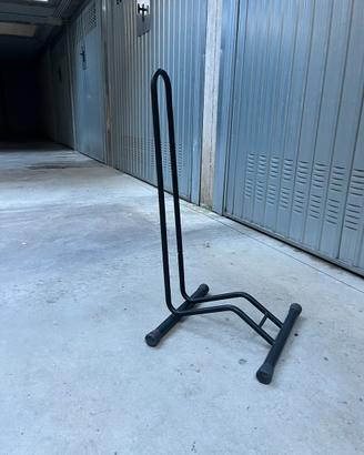 Cavalletto da terra porta biciclette