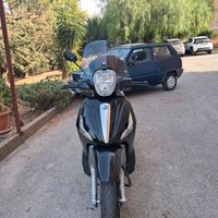 Beverly 350cc sport touring
