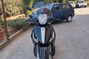 Beverly 350cc sport touring